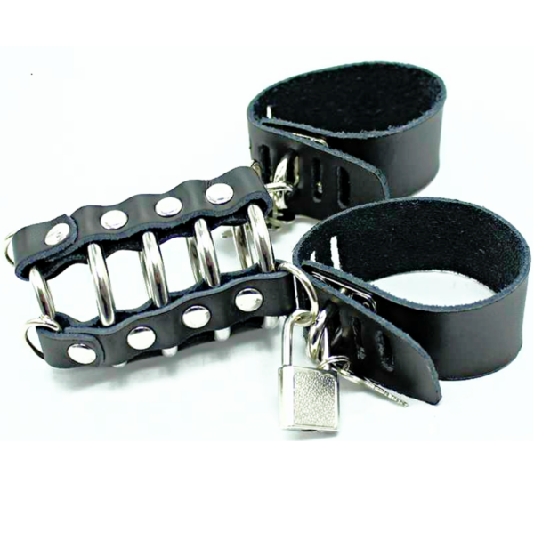 OHMAMA FETISH - GAIOLA PARA PÊNIS COM ANÉIS DE METAL E ALAS DE COURO - Image 2